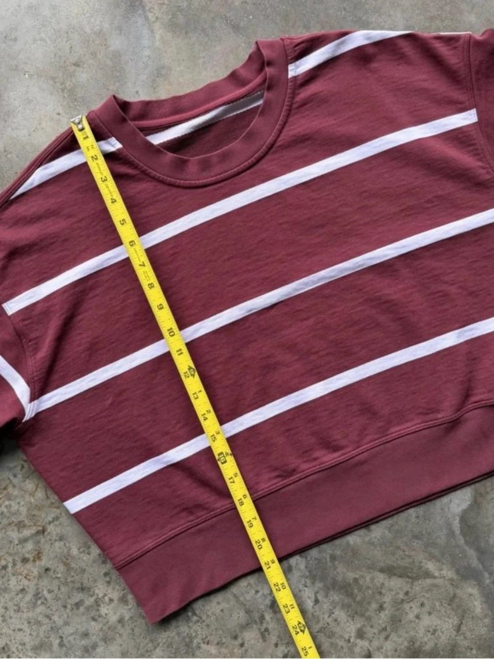 lululemon athletica perfectly oversized cropped crewneck
